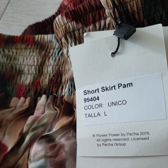 Skirt and top set - Picture 7 of 8